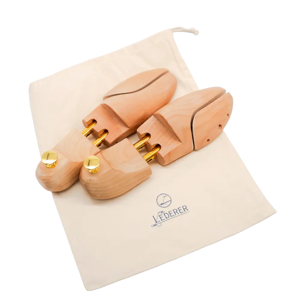 Beechwood Shoe Tree with Shoe Bag